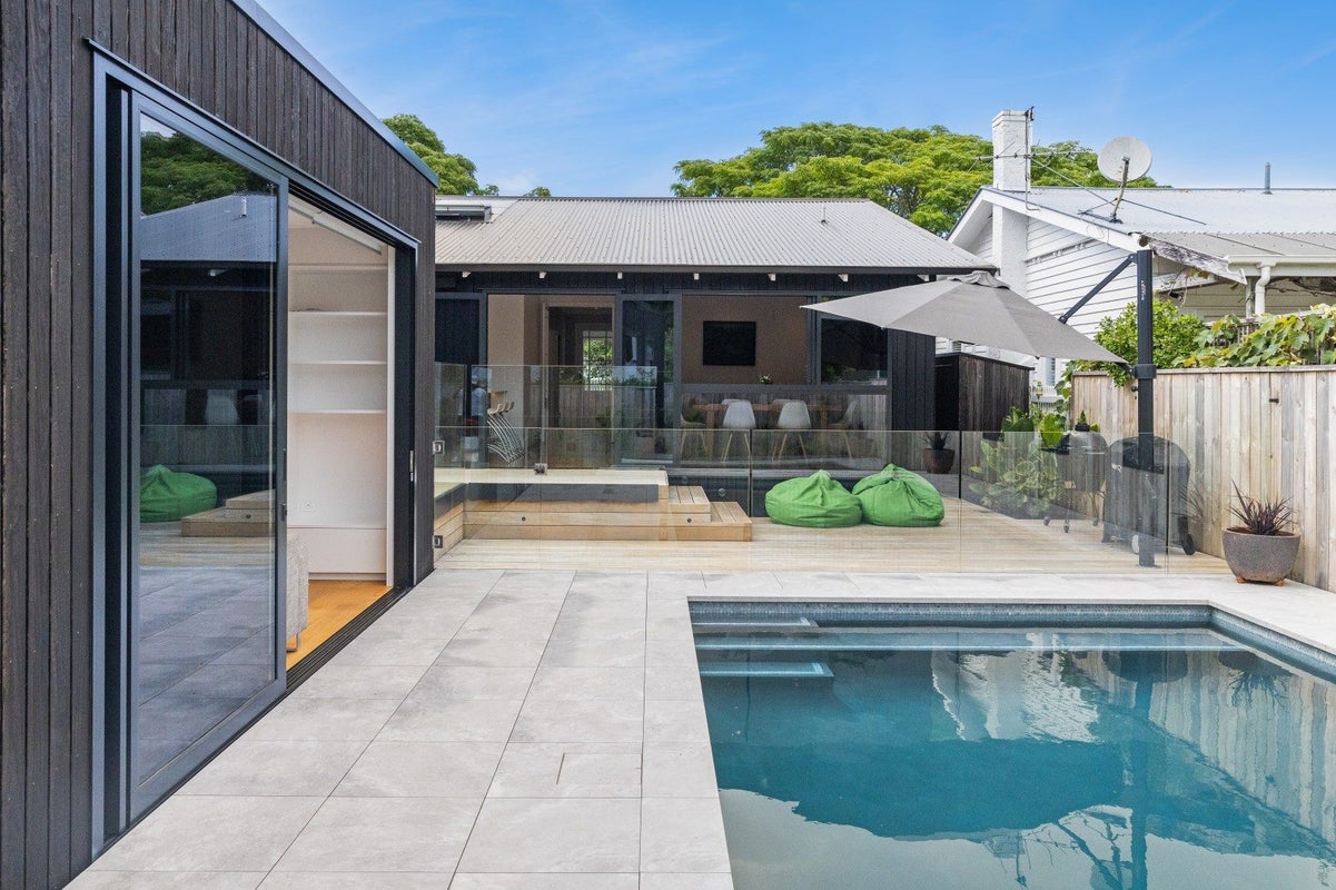 10 Dorset Street, Westmere, Auckland - Carousel 44