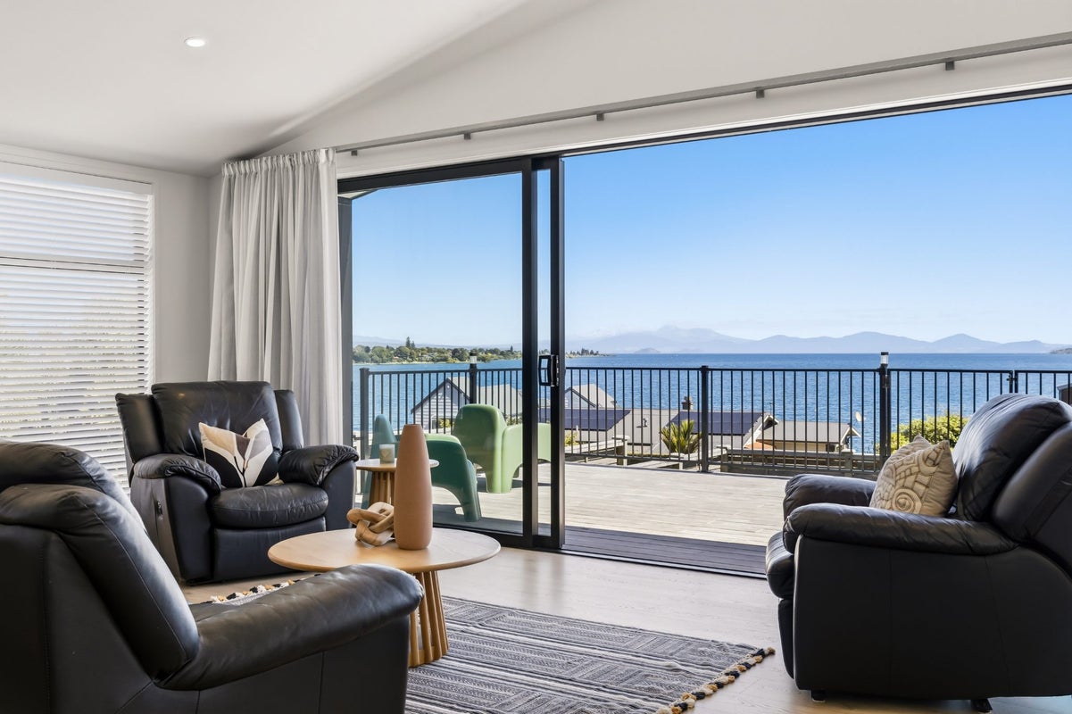 184A Lake Terrace, Hilltop, Taupo, Waikato - Carousel 2