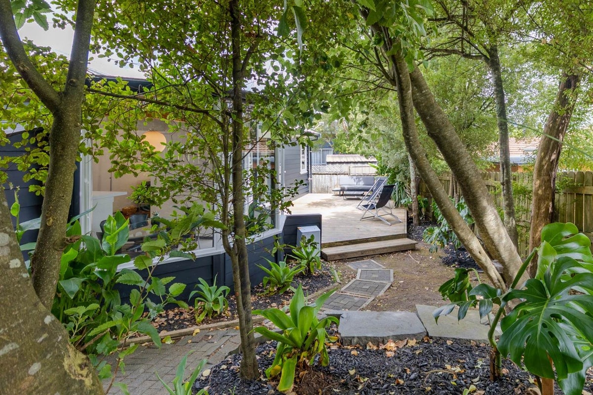 5/85 Konini Road, Titirangi, Auckland - Carousel 2