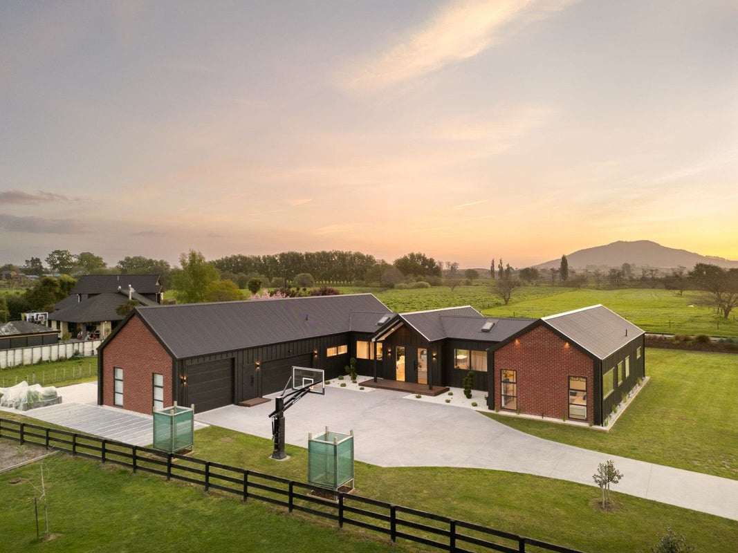 1/215 Saint Leger Road, Kihikihi, Te Awamutu - Carousel 1