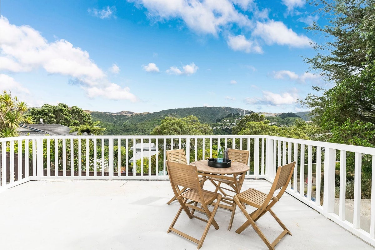 4 Denbigh Way, Wilton, Wellington - Carousel 2