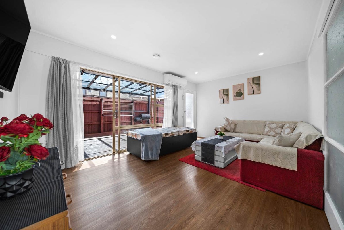 7/42 Wintere Road, Papatoetoe, Auckland - Carousel 2