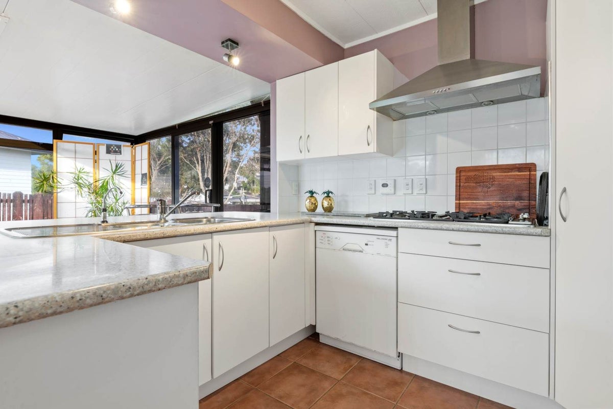 7 Wren Place, Unsworth Heights, Auckland - Carousel 29