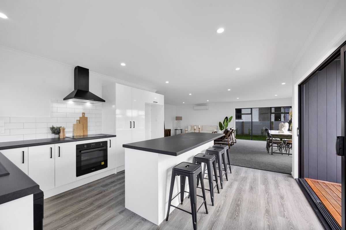 8 Manu Road, Okaiawa, Hawera - Carousel 2