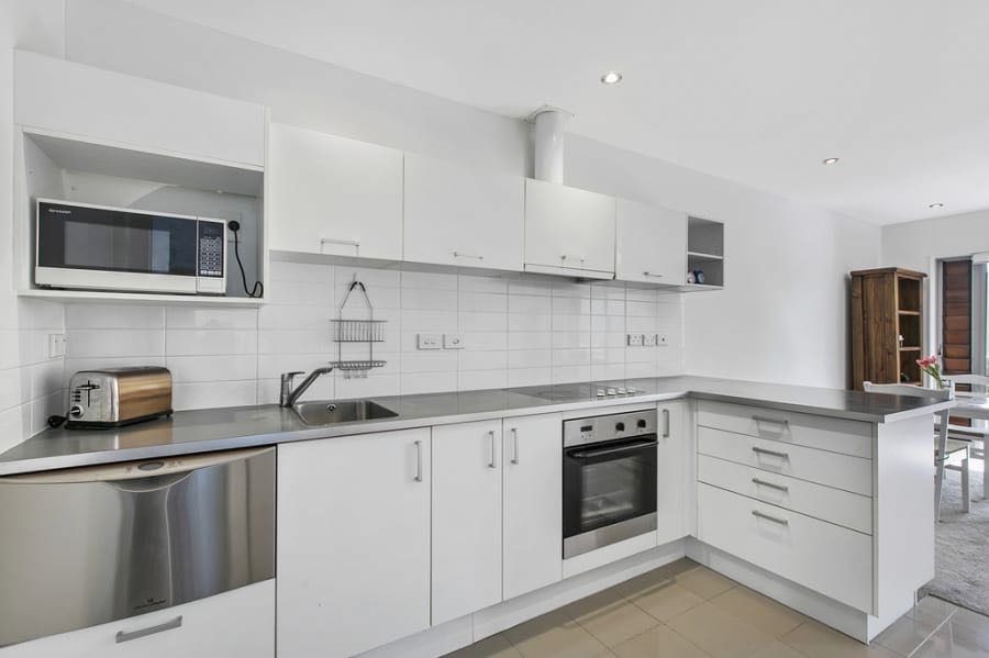 B4/71 SPENCER RD, Oteha, Auckland - Carousel 1