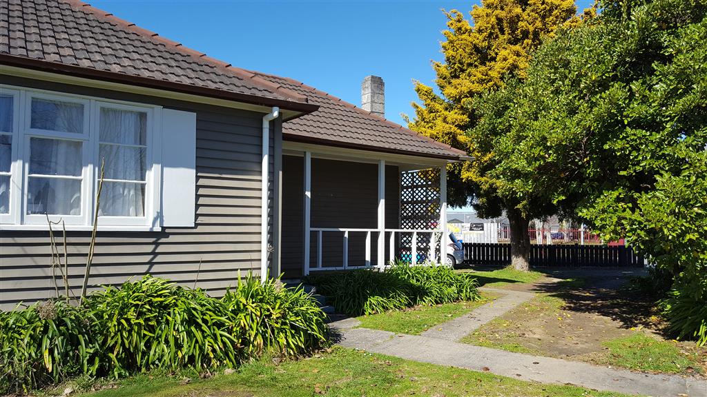 84A Peachgrove Road, Hamilton East, Hamilton - Carousel 1