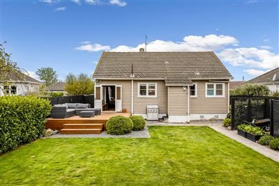 19 Pitcairn Crescent, Bryndwr, Christchurch - Carousel 12