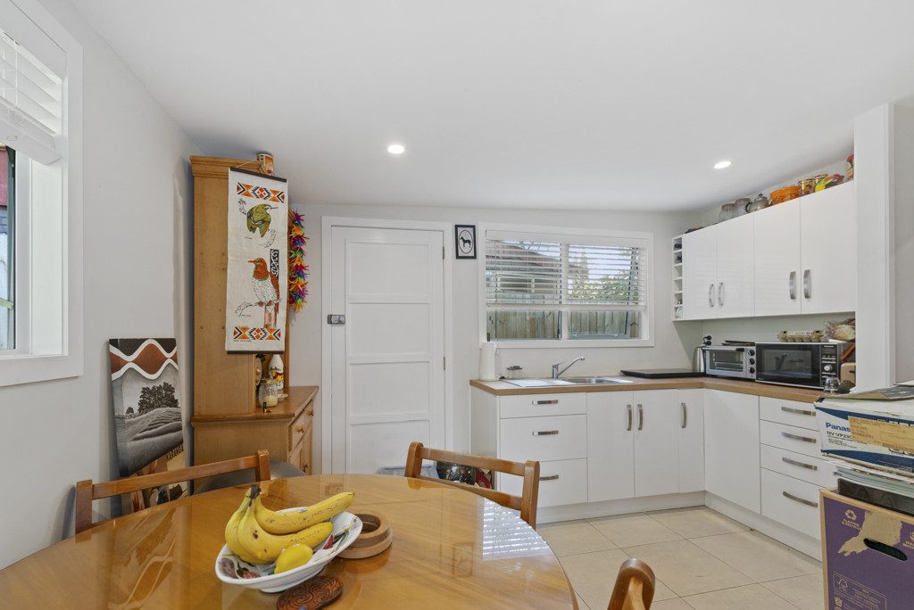 97 Seabrook Avenue, New Lynn, Auckland - Carousel 26