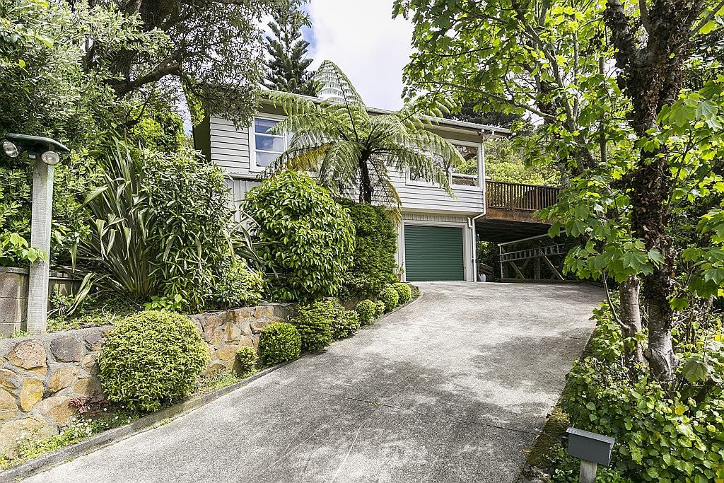 49 Spencer Street, Crofton Downs, Wellington - Carousel 1