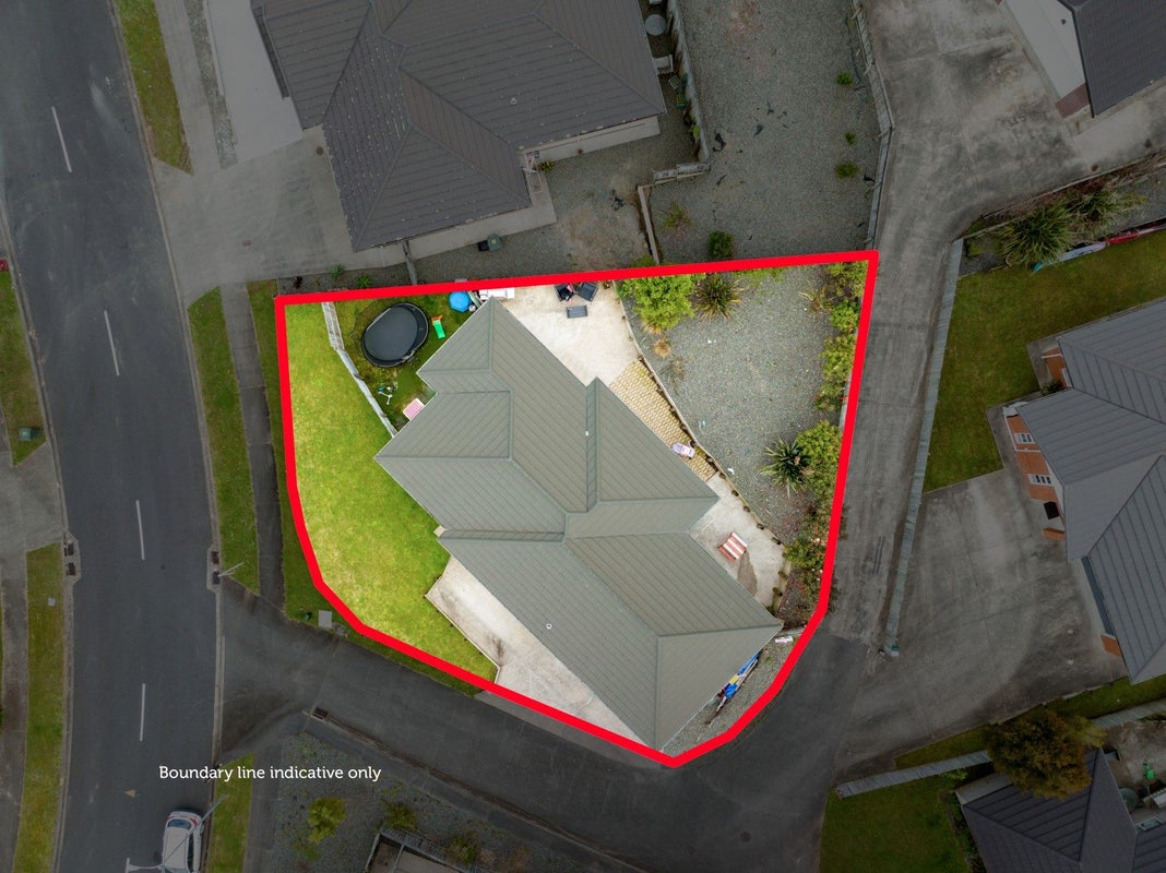 1 Bords Lane, Kamo, Whangarei - Carousel 2