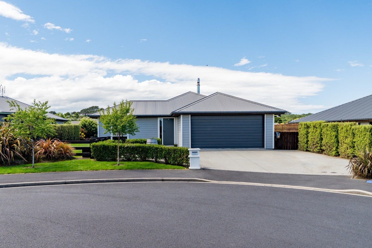 21 Lancaster Lane, Waldronville, Dunedin - Carousel 2