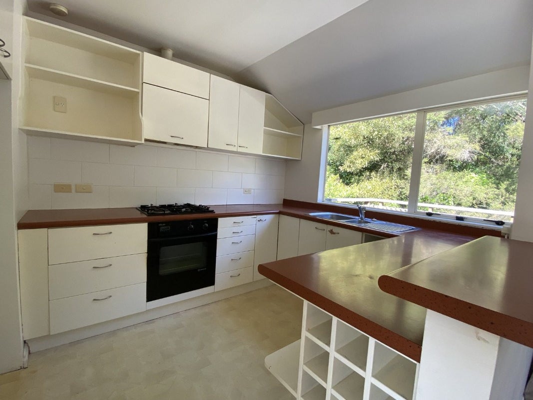 19 Highbury Bypass, Birkenhead, Auckland - Carousel 2