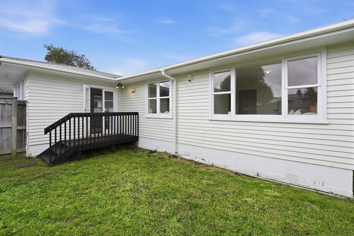 90A Canal Road, Avondale, Auckland - Carousel 2