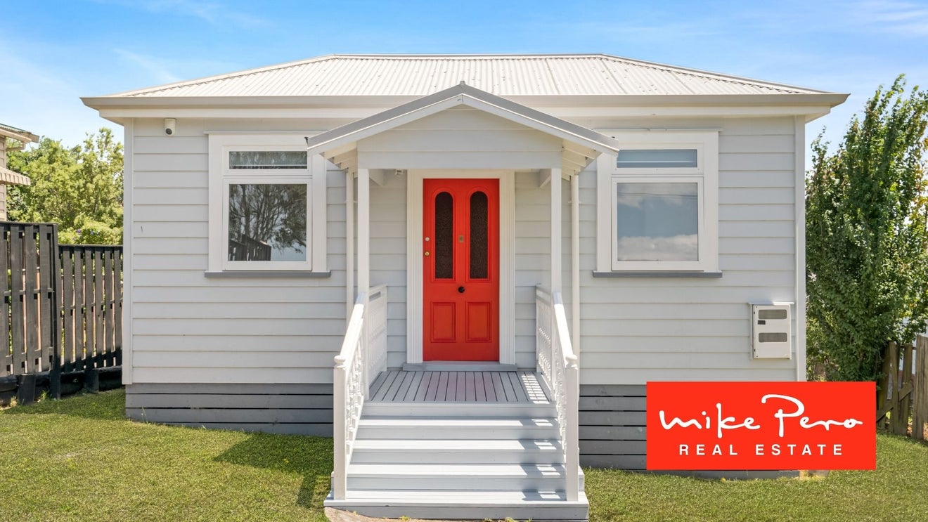 26 Archibald Road, Kelston, Auckland - Carousel 1