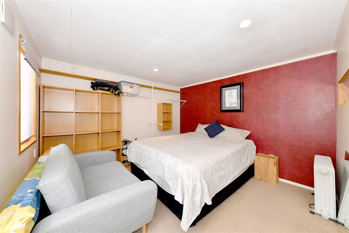 51 Vardon Crescent, Shirley, Christchurch - Carousel 15