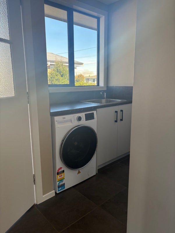 112 Robertson Street, Gore, Gore - Carousel 14