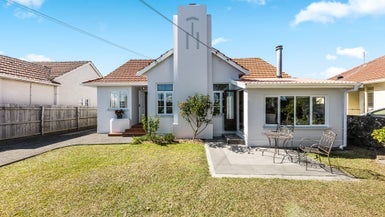 36A Mount Roskill Road, Mount Roskill, Auckland - Carousel 1