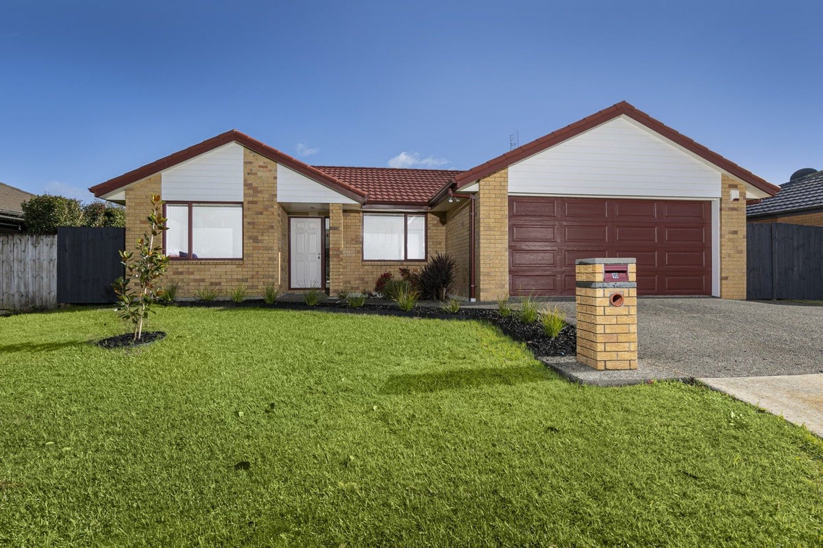 10 Marbella Crescent, Oteha, Auckland - Carousel 1