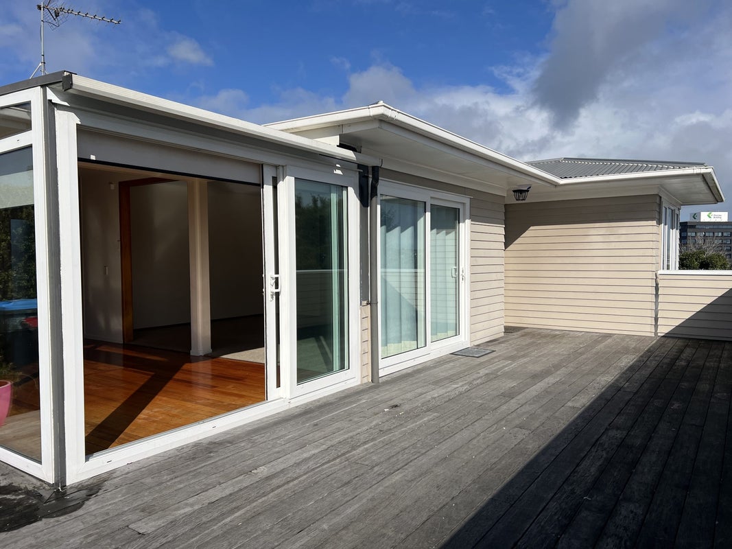 40 Portman Road, Mount Wellington, Auckland - Carousel 1