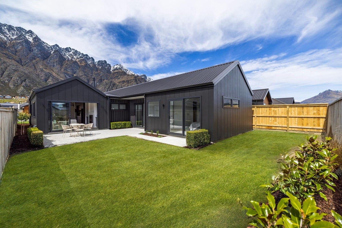 8 Fallow Street, Jacks Point, Queenstown - Carousel 1