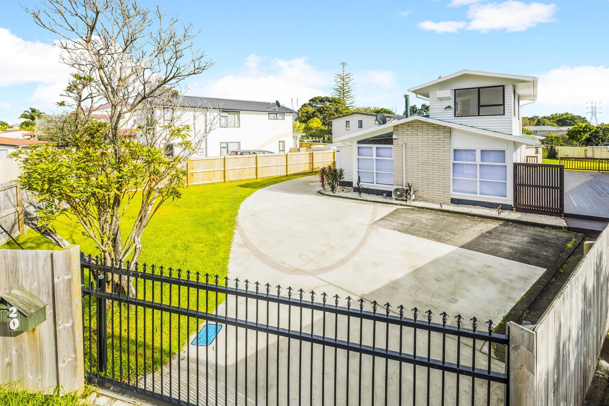 20 Tinkler Place, Favona, Auckland - Carousel 1