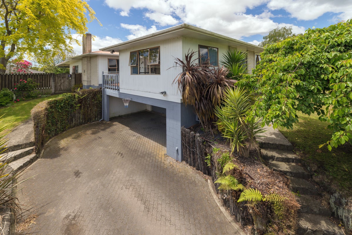 42 Pegasus Drive, Sunnybrook, Rotorua - Carousel 2