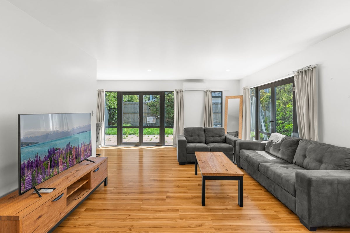 70A Wharenui Road, Upper Riccarton, Christchurch - Carousel 2