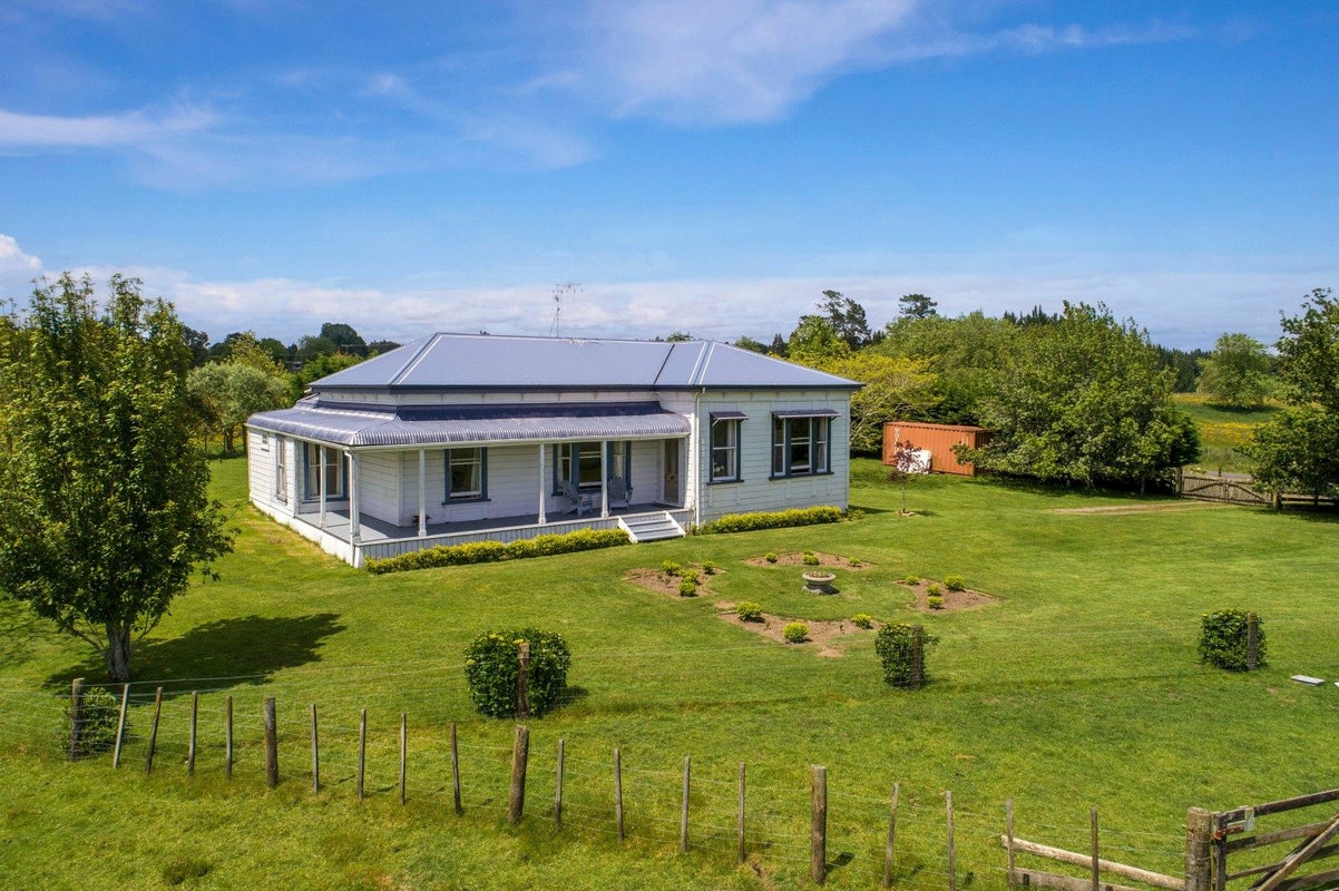 320 Glue Pot Road, Oropi, Tauranga - Carousel 1