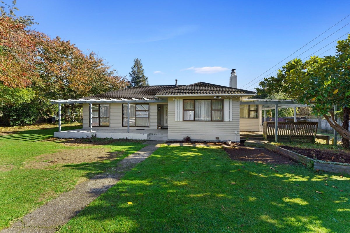 14 Wi Pere Street, Manakau, Levin - Carousel 1