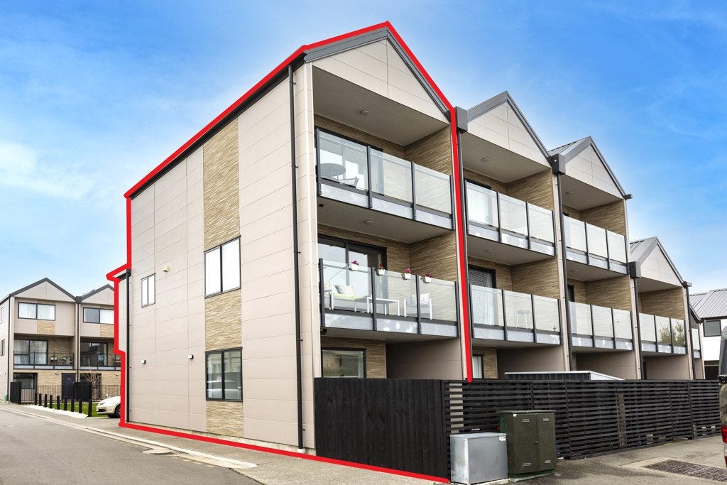 1/116 Stanmore Road, Linwood, Christchurch - Carousel 1