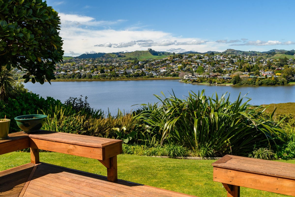 32 Avocet Avenue, Maungatapu, Tauranga - Carousel 1