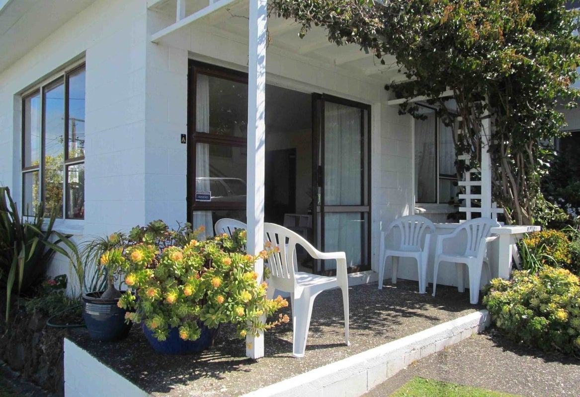 13 Kiteroa Terrace, Rothesay Bay, Auckland - Carousel 2