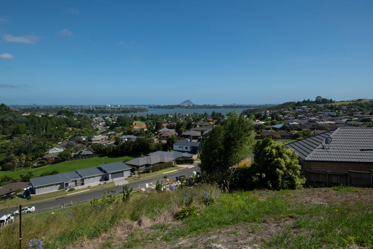 30 Galaxy Place, Welcome Bay, Tauranga - Carousel 2