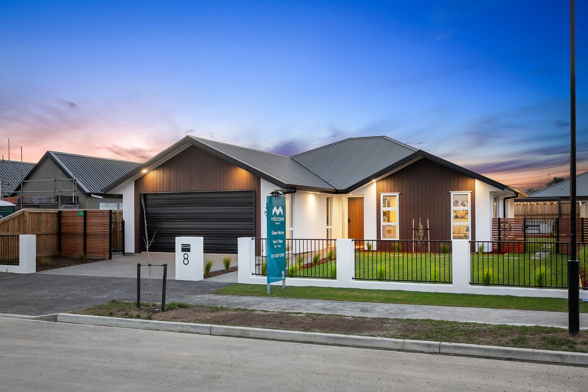 8 Strowan Avenue, Elgin, Ashburton - Carousel 38