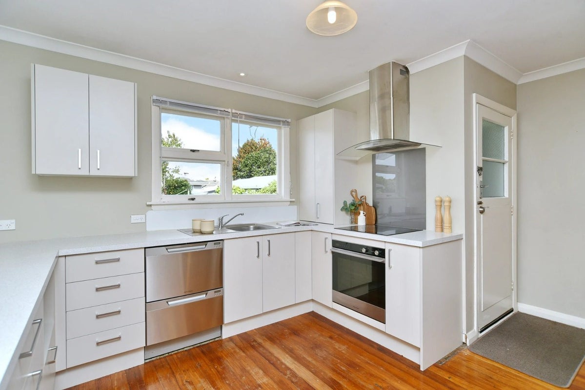 1/336 Greers Road, Bishopdale, Christchurch - Carousel 2