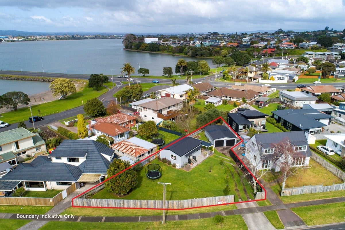 8A Ngatai Road, Otumoetai, Tauranga - Carousel 19