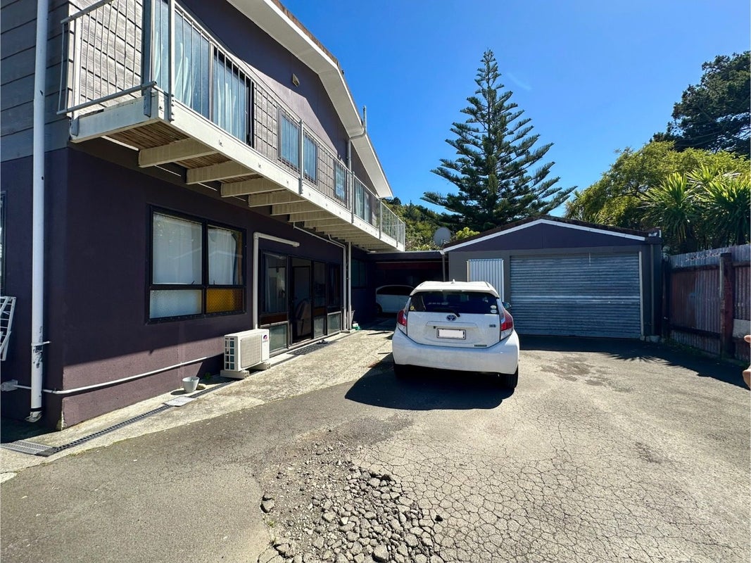 424 Hutt Road, Alicetown, Lower Hutt - Carousel 1