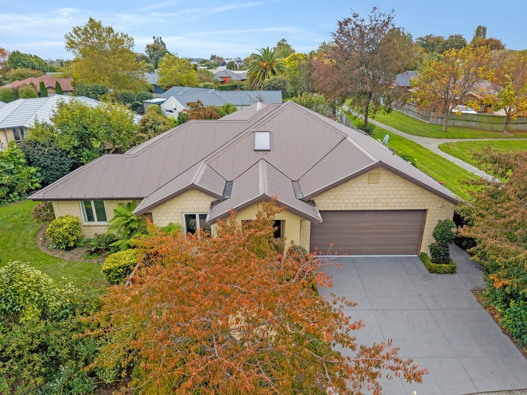 21 Kilbride Gardens, Halswell, Christchurch - Carousel 1