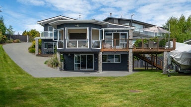 69 Rainbow Drive, Rainbow Point, Taupo - Carousel 1