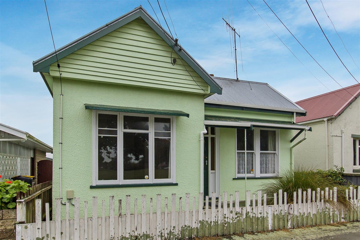 13 Russell Square, Parkside, Timaru - Carousel 1