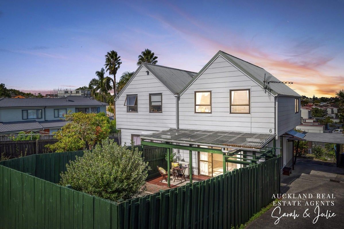6/30 Owairaka Avenue, Owairaka, Auckland - Carousel 1