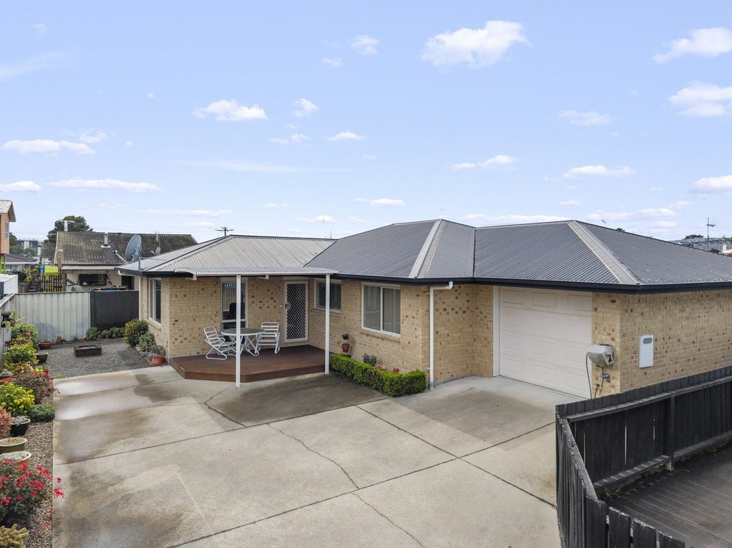 53B Pemberton Crescent, Greerton, Tauranga - Carousel 1