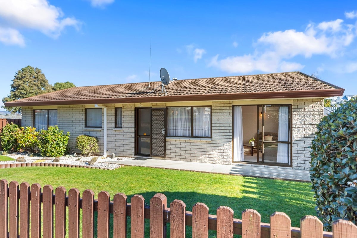 517 Fraser Street, Parkvale, Tauranga - Carousel 1
