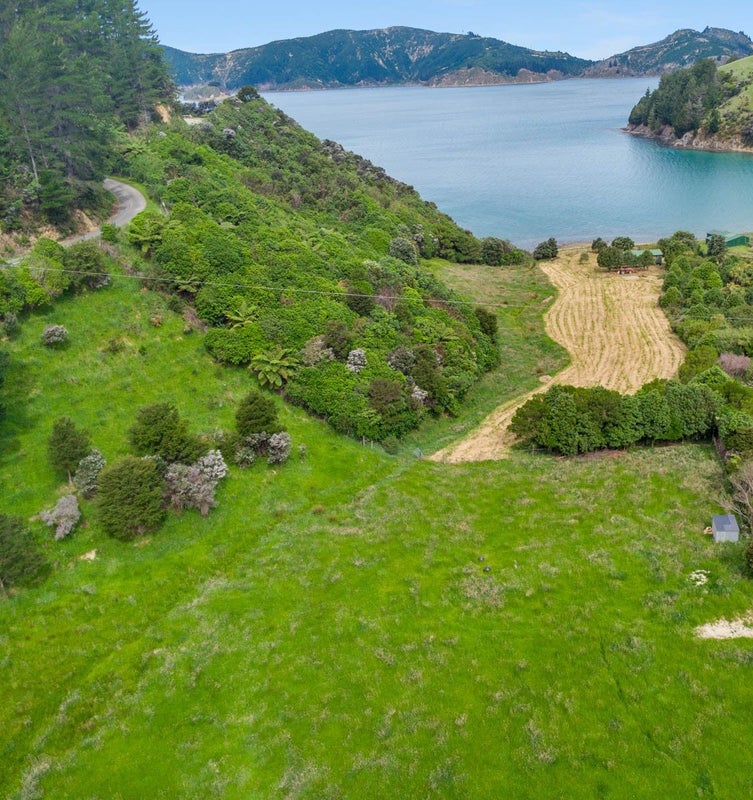 0 Kakapo Bay, Port Underwood, Picton - Carousel 2