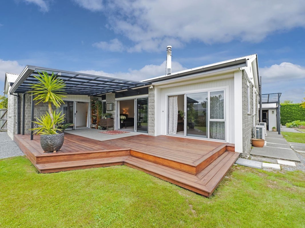 10 Flannery Street, Leeston, Leeston - Carousel 2