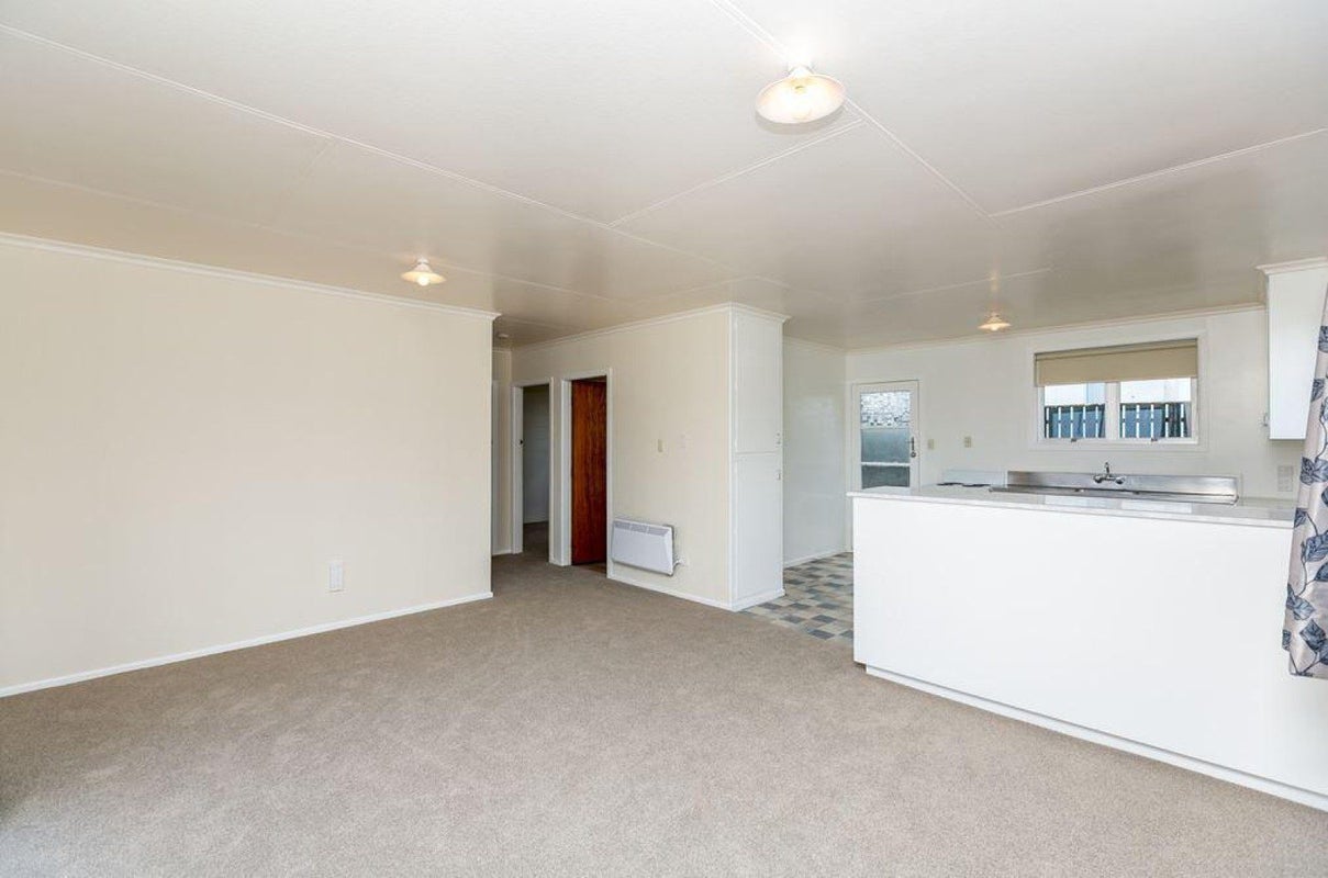 36 Cumberland Street, Merrilands, New Plymouth - Carousel 11