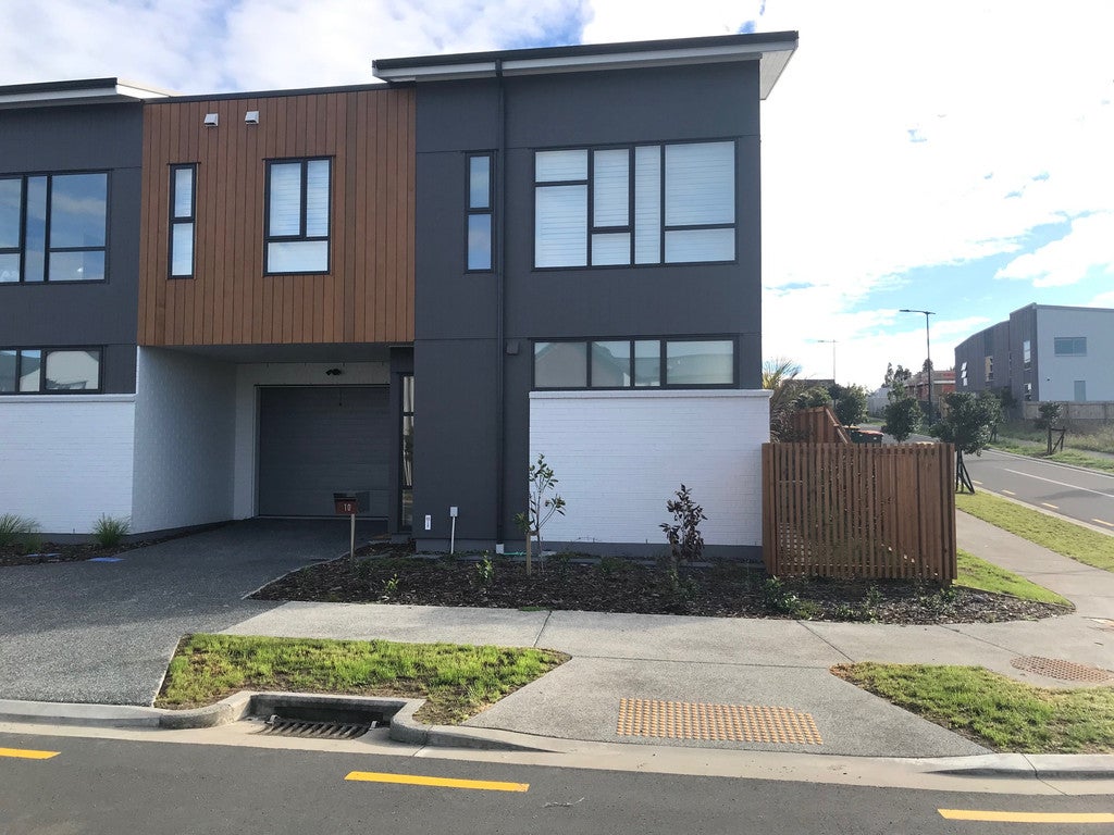 10 Gateway Avenue, Beachlands, Auckland - Carousel 16