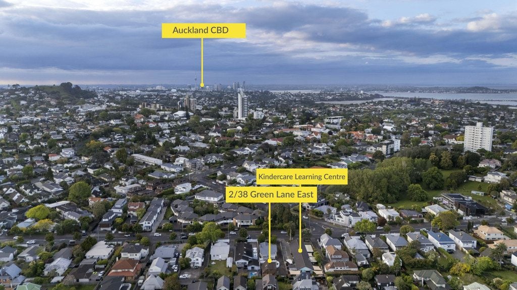 2/38 Green Lane East, Remuera, Auckland - Carousel 29