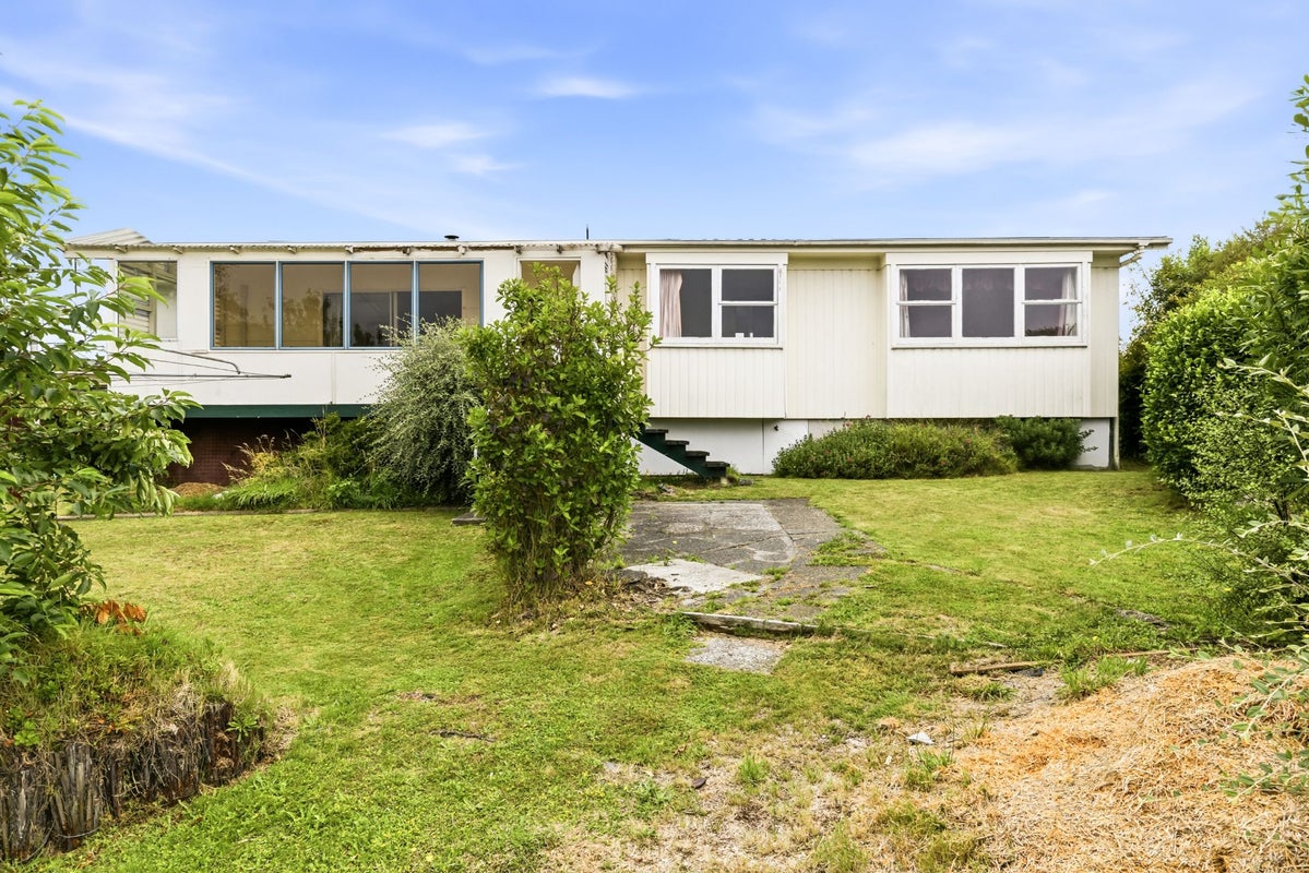 224 Rifle Range Road, Town Centre, Taupo, Waikato - Carousel 1
