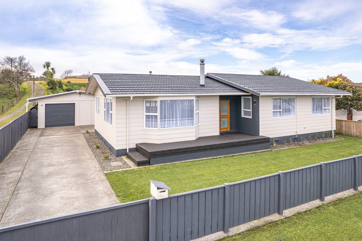 94 Devon Road, Springvale, Whanganui - Carousel 1